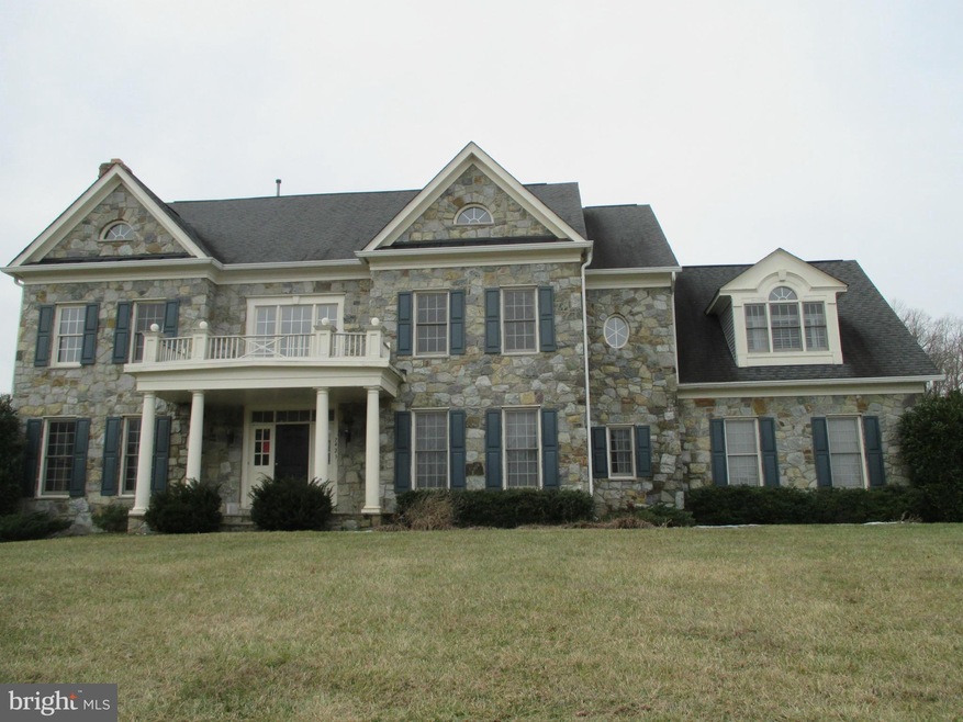 7423 Edington Dr, Warrenton, VA 20187 - photo 1