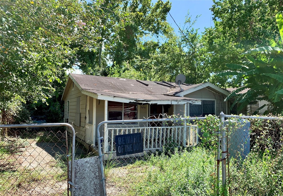 4638 Mierianne St, Houston, TX 77093 - photo 1