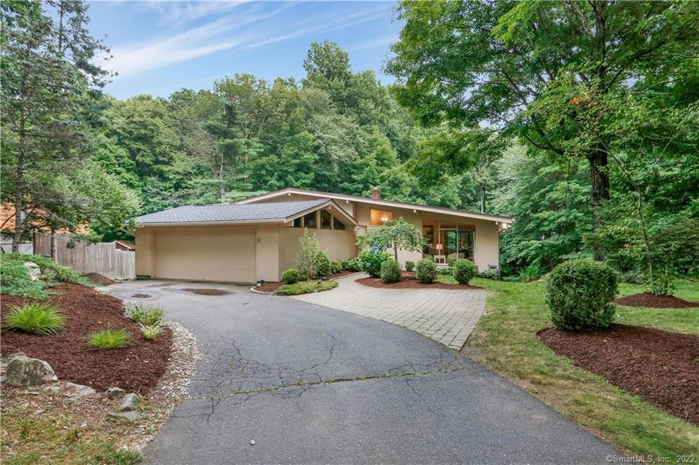 Welcome to this beautiful contemporary split level
