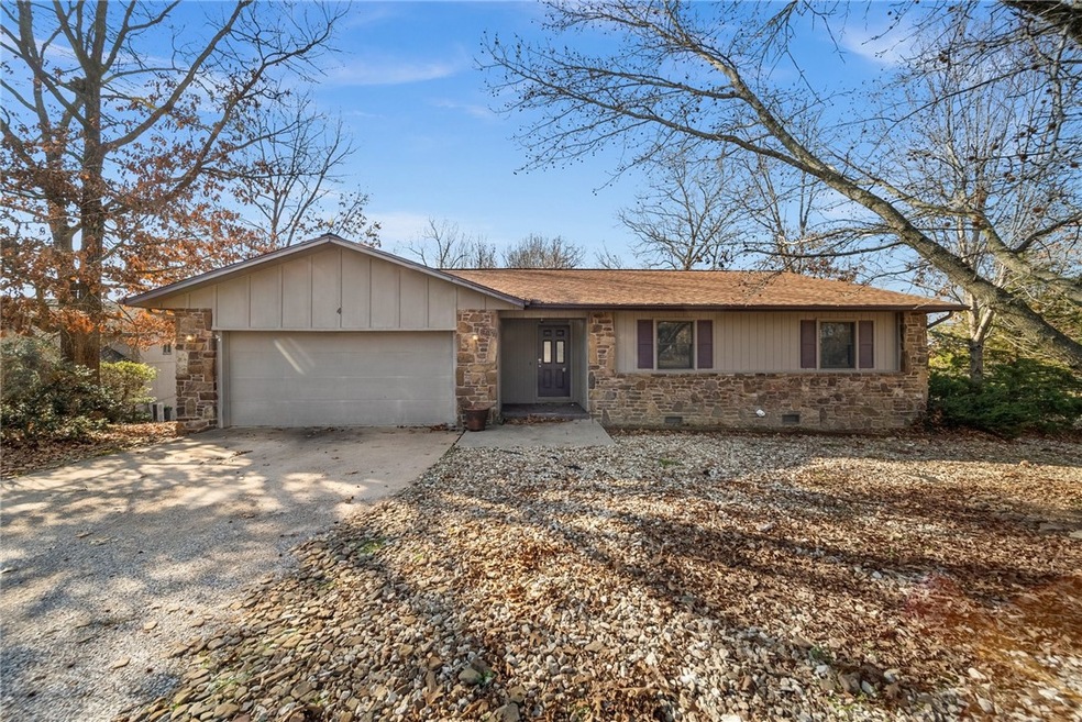 4 Fawley Ln, Bella Vista, AR 72715 - photo 1