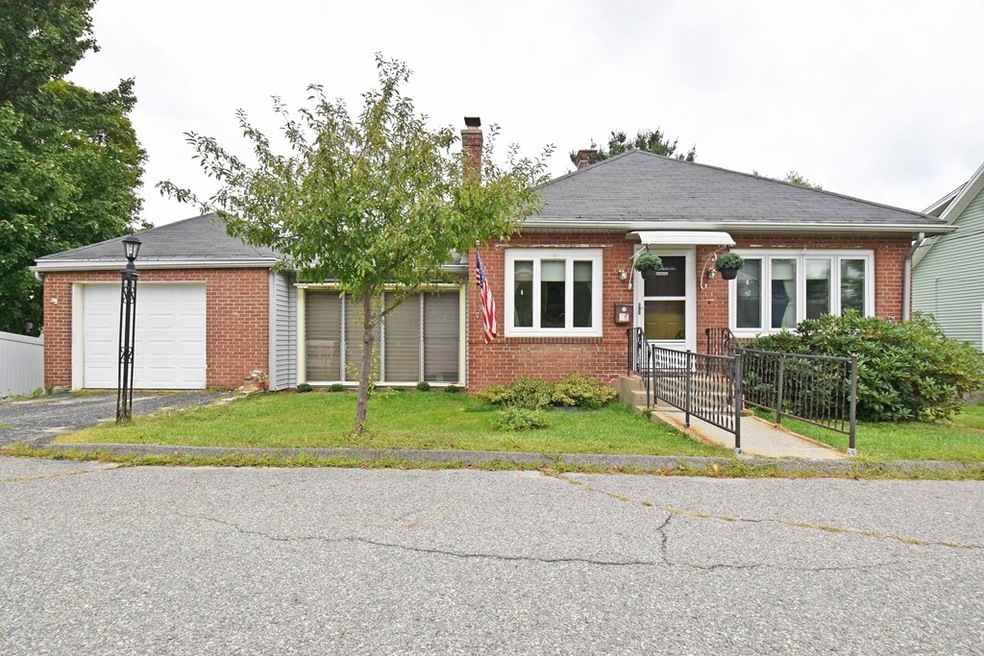 16 Waucantuck Rd, Worcester, MA 01606 - photo 1