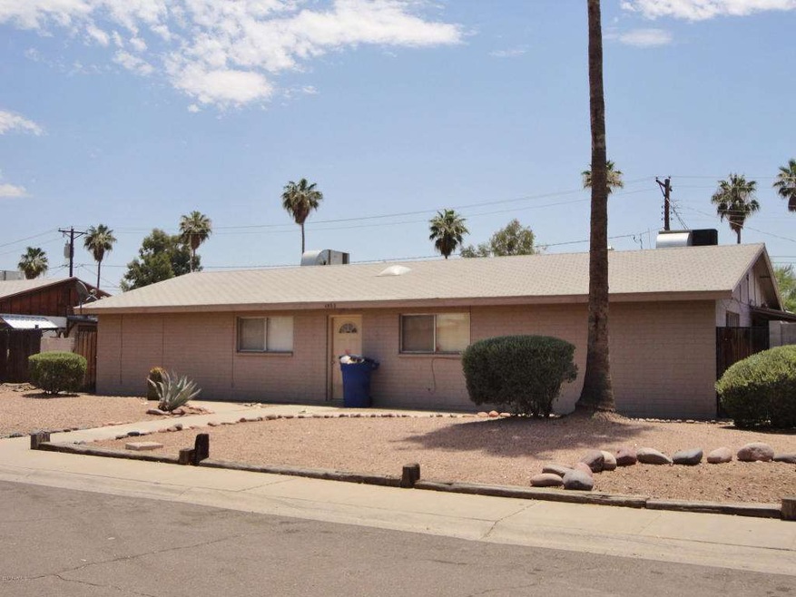1533 W 7th Pl