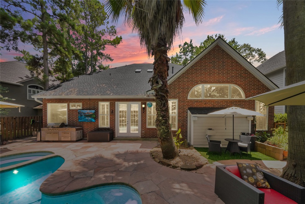 135 N Bethany Bend Cir, Spring, TX 77382 - photo 1