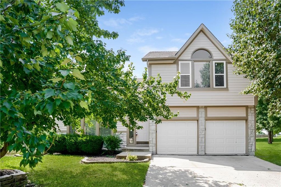 5424 Noble St, Shawnee, MO 66226 - photo 1