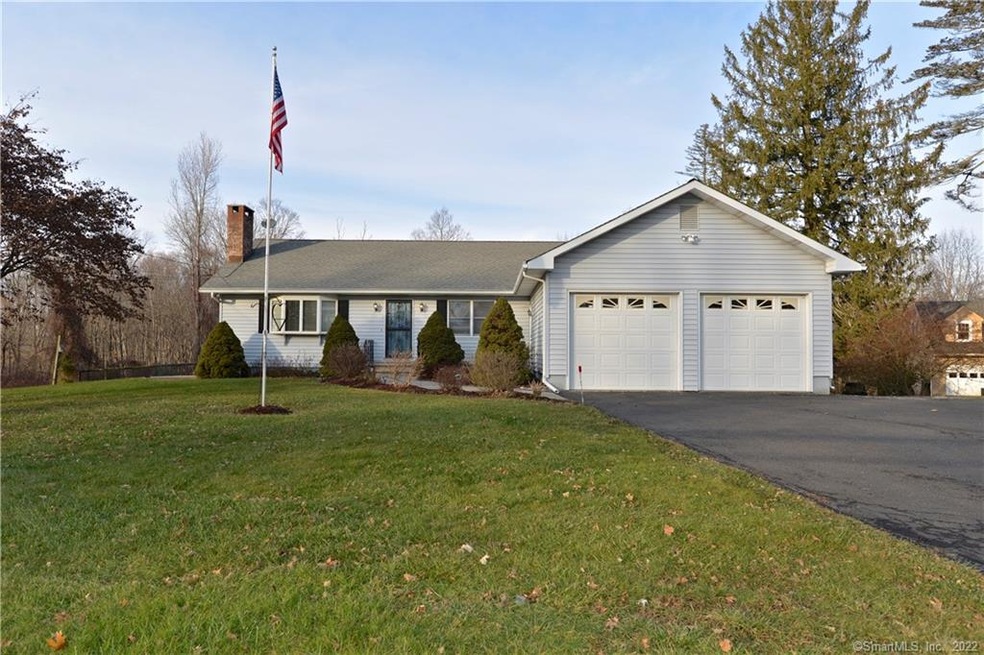 110 Mount Pleasant Rd, Newtown, CT 06470 - photo 1