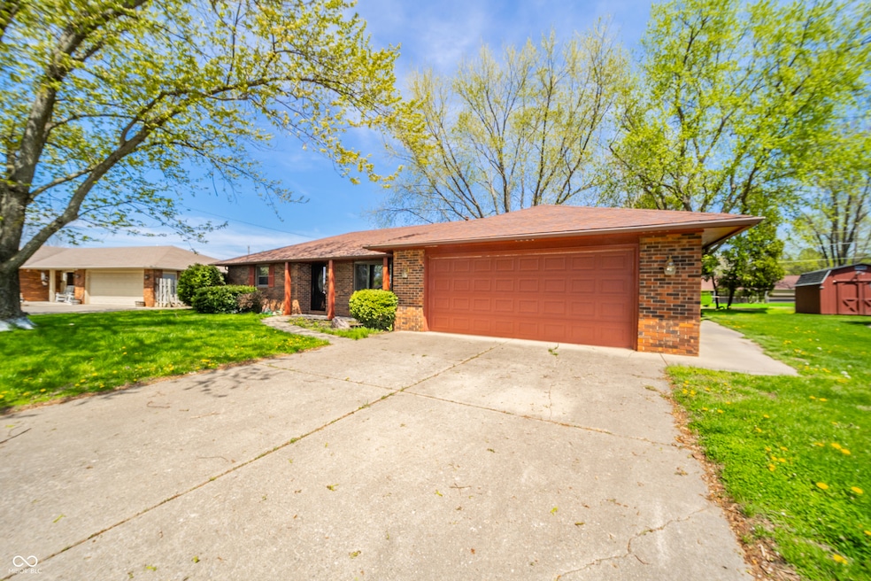 Pending $209,900 • Co-Listing Agent