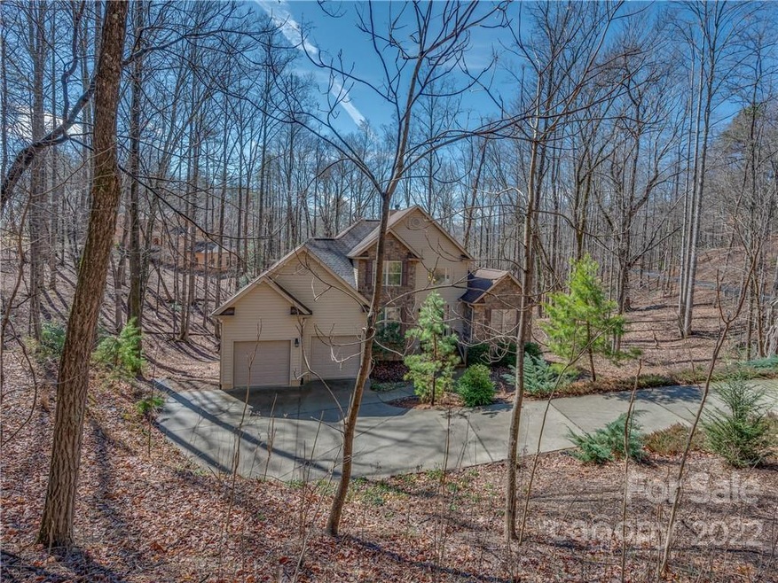 121 Crabapple Ct, Lake Lure, NC 28746 - photo 1