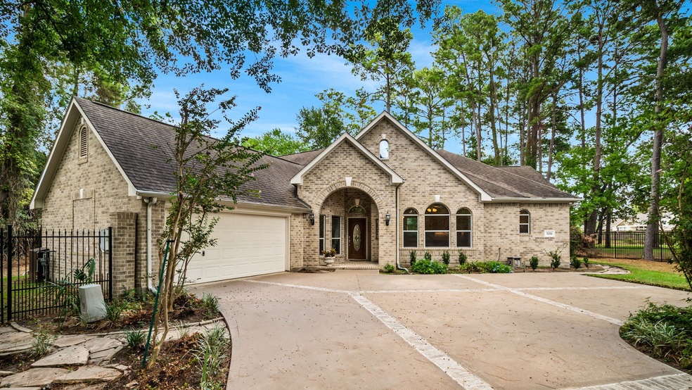 15706 Waldwick Dr, Tomball, TX 77377 - photo 1