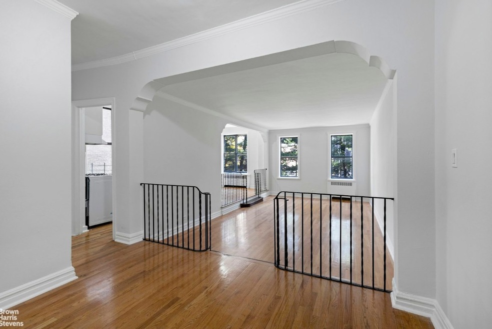 4580 Broadway unit 1 H, New York, NY 10040 - photo 1
