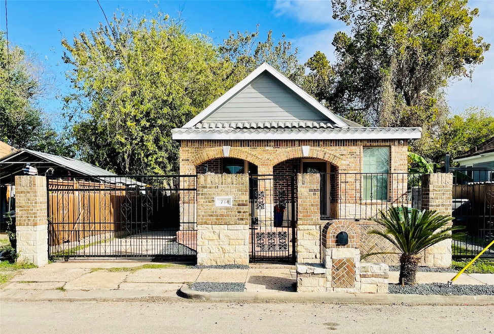 For Rent $2,400/month