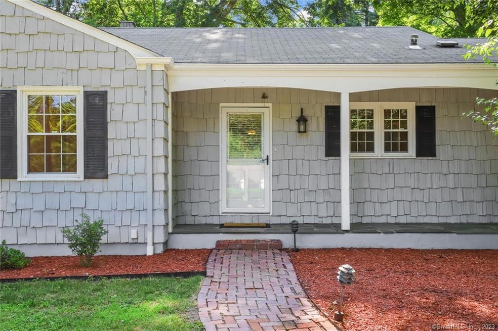 66 Simsbury Rd, Stamford, CT 06905 - photo 1