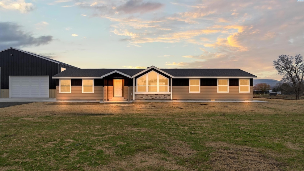 Lot 1 Sp 2108, Benton City, WA 99320 - photo 1