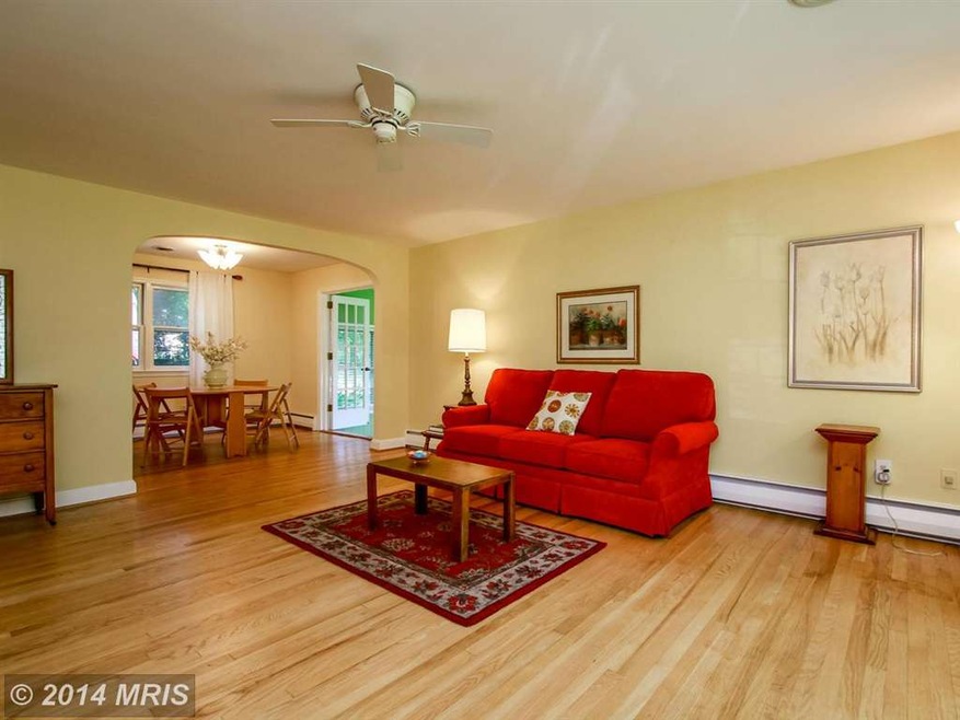 120 Edgemere Dr, Annapolis, MD 21403 - photo 1