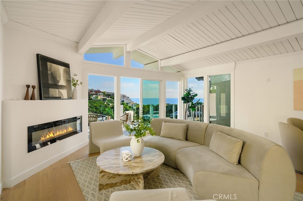 Under Contract $1,997,000