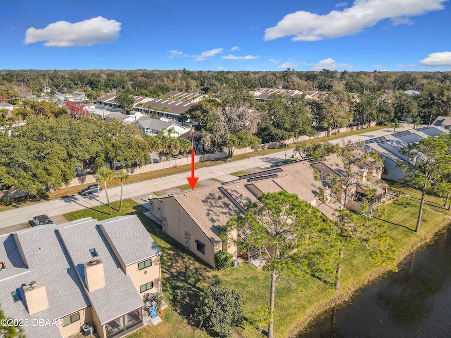 -448 Shorewood Lane-56-Arrow