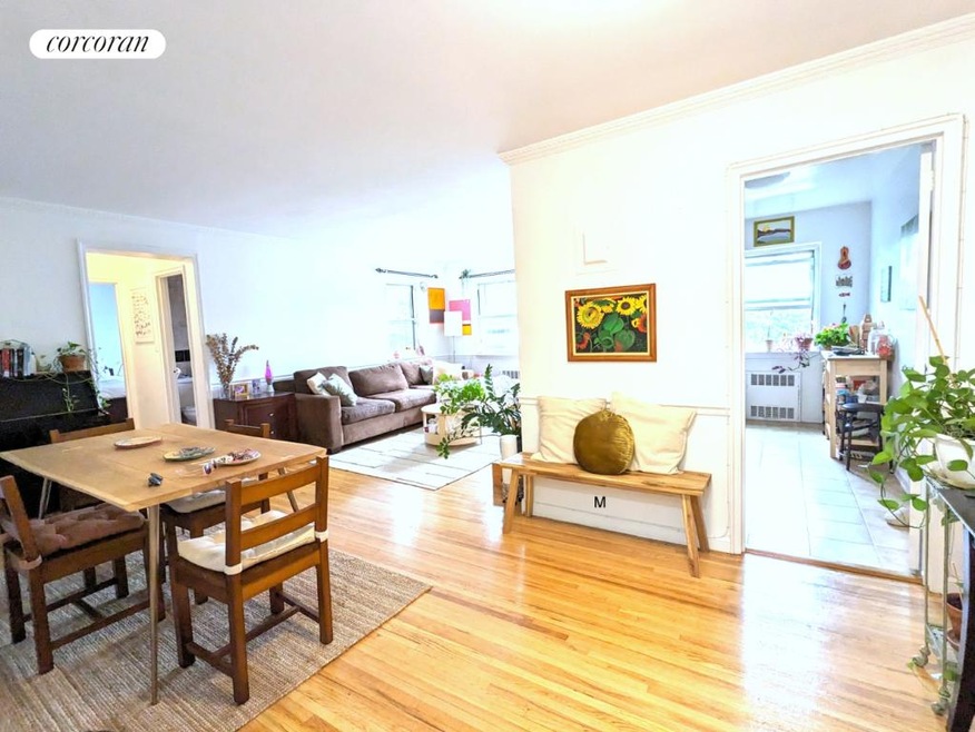 75-02 Austin St unit 6 B, Forest Hills, NY 11375 - photo 1