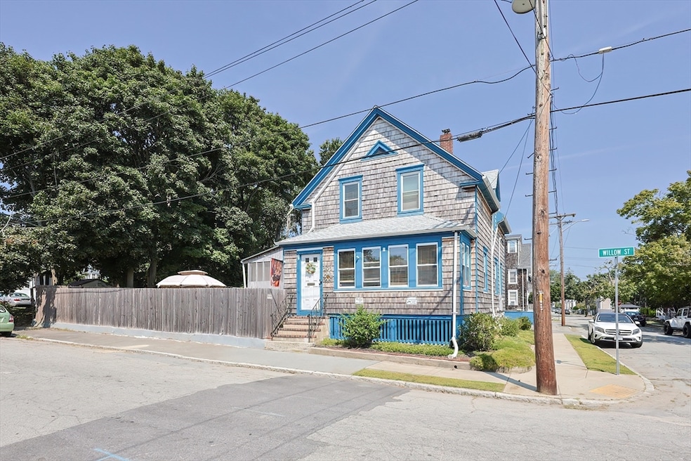 101 Willow St, New Bedford, MA 02740 - photo 1