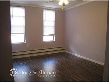 34-07 30th Ave unit 3, Long Island City, NY 11103 - photo 1