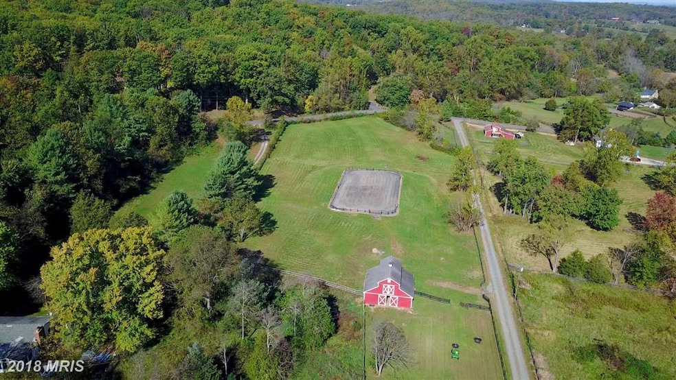 23394 New Mountain Rd, Aldie, VA 20105 - photo 1