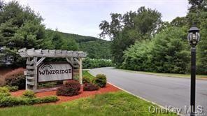 333 Heritage Ln, Monroe, NY 10950 - photo 1