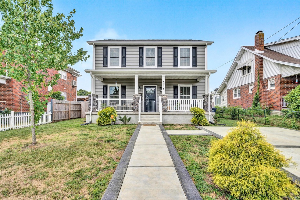 2708 Meadows St NW, Roanoke