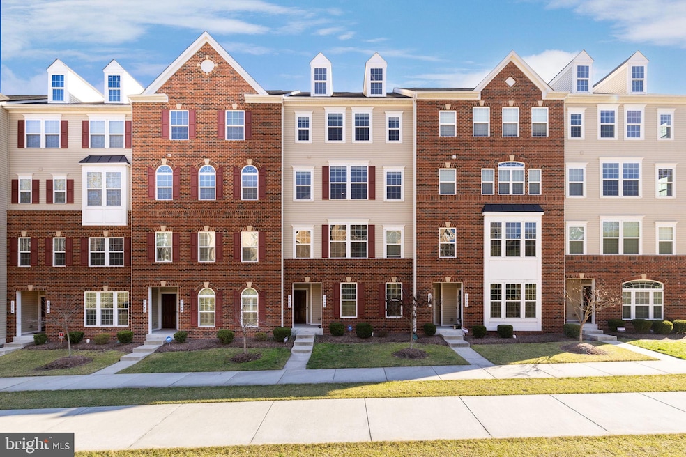 3546 Briarwood Dr, Dumfries, VA 22026 - photo 1