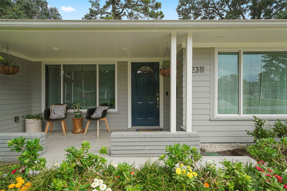 2311 Hewitt Dr, Houston, TX 77018 - photo 1