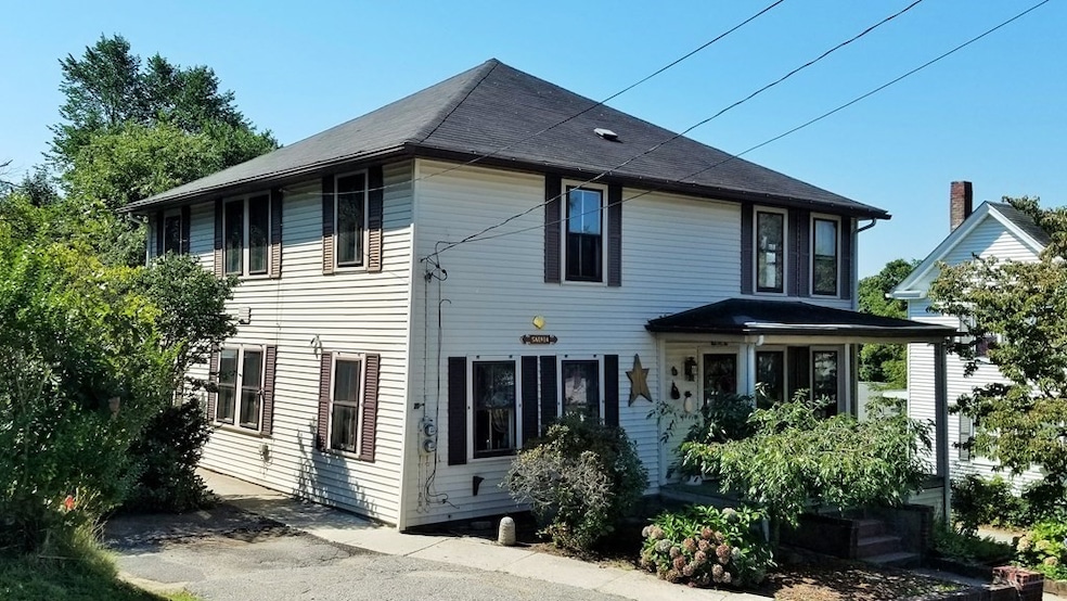 37 Mount Pleasant St, Milford, MA 01757 - photo 1