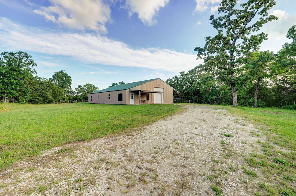 123 Fossil Cove Rd-1