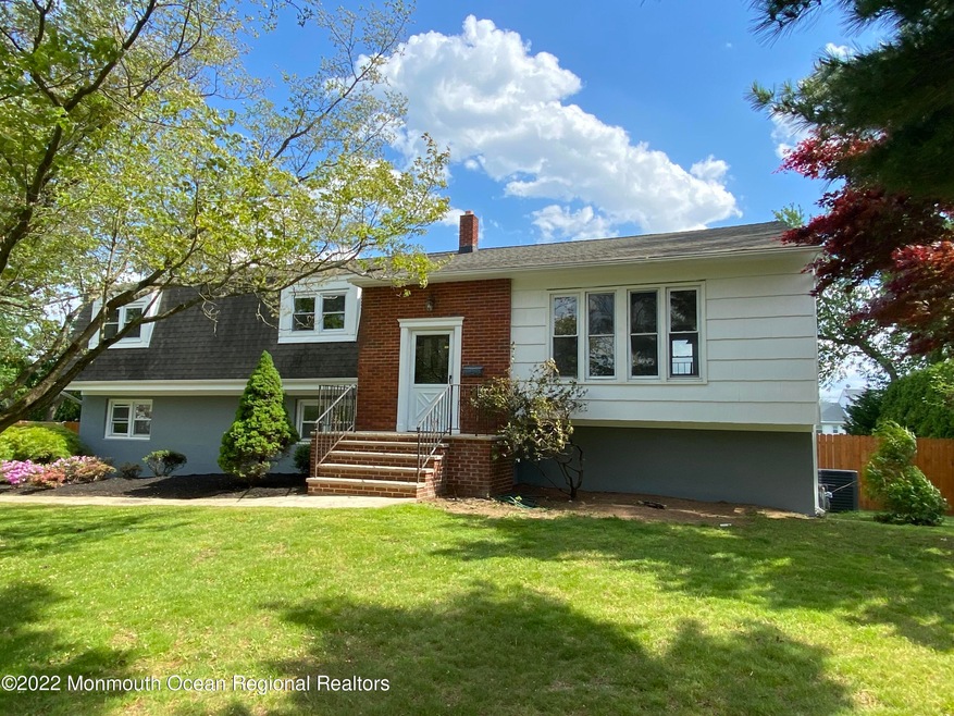 Sold $640,000 • Co-Listing Agent
