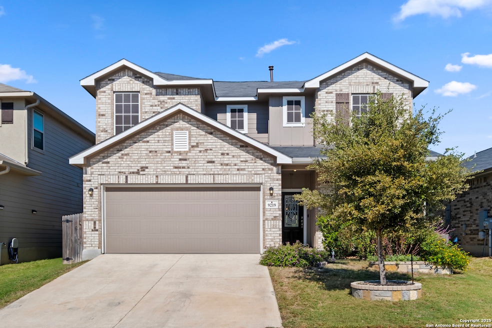 9219 Cook Creek, Converse, TX 78109 - photo 1