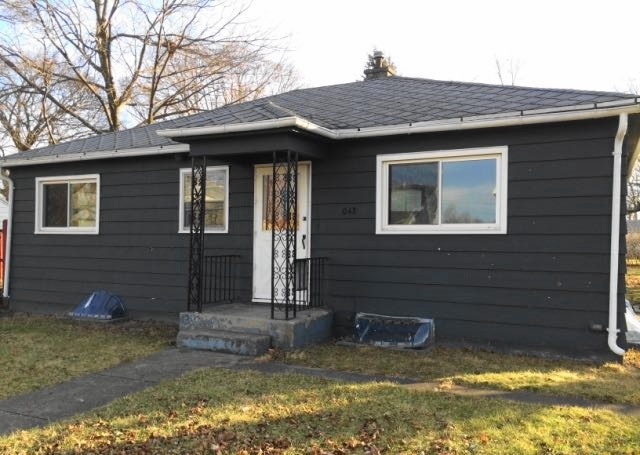 2048 Prairie St, Elkhart, IN 46516 - photo 1