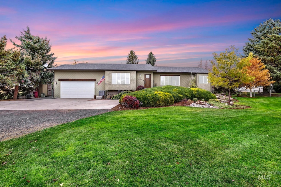 3426B E 4000 N, Kimberly, ID 83341 - photo 1