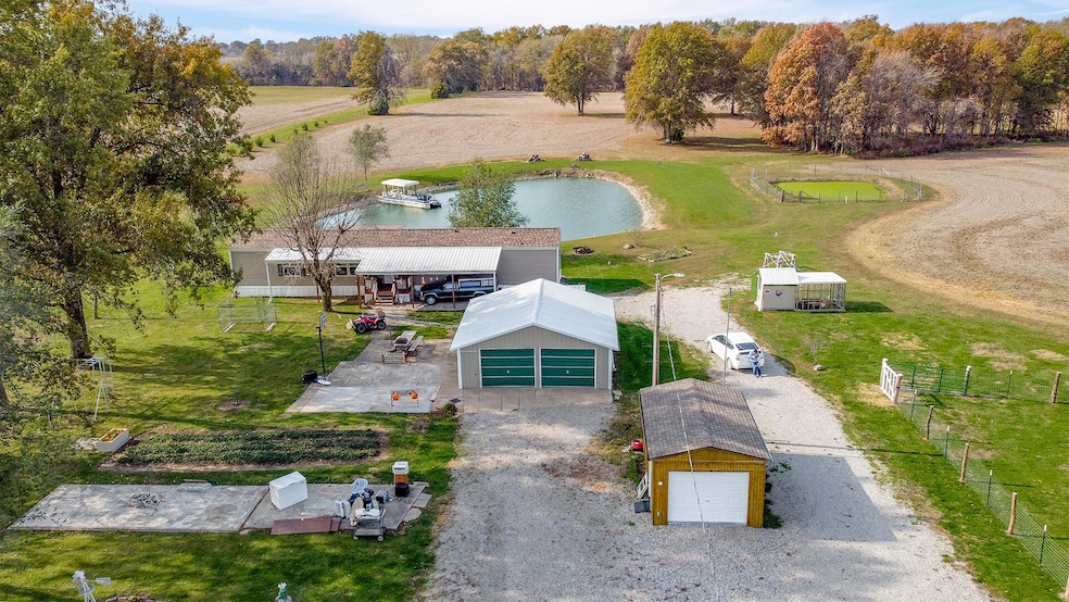9417 Hwy E (1)