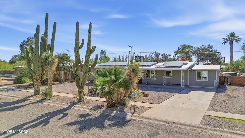 6052 E 17th St, Tucson, AZ 85711 - photo 1