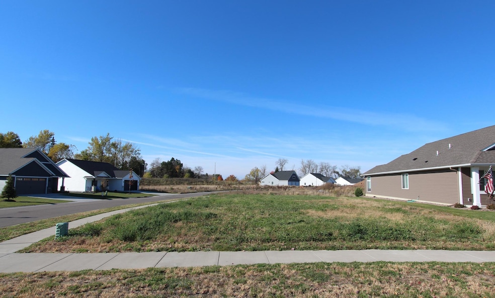 31670 Newport Curve, Lindstrom, MN 55045 - photo 1