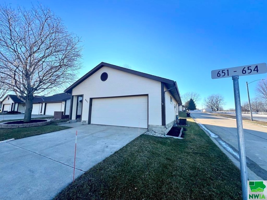 651 E 6th St Unit 1C, Aurelia, IA 51005 MLS 819391