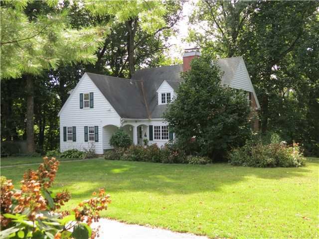 8 Overbrook Dr, Columbus, OH 43214 - photo 1