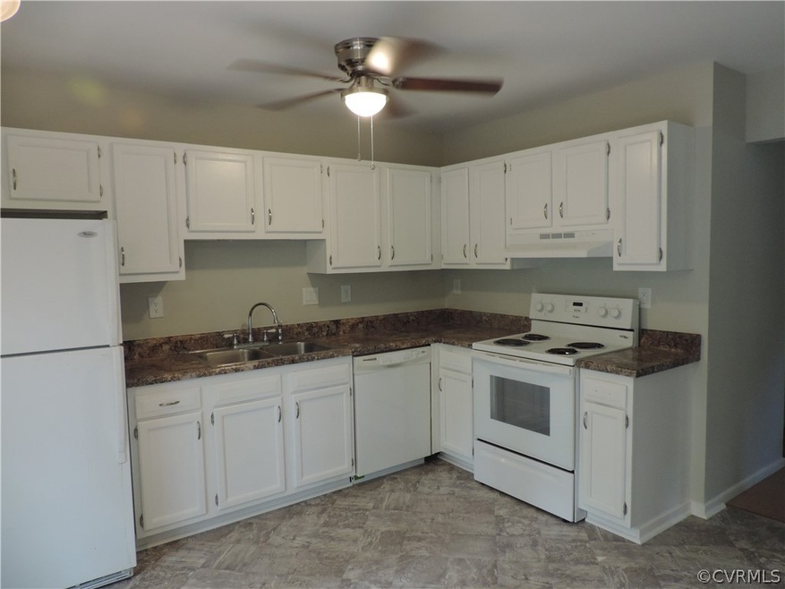 4600 Mason Run Ct, North Chesterfield, VA 23234 - photo 1