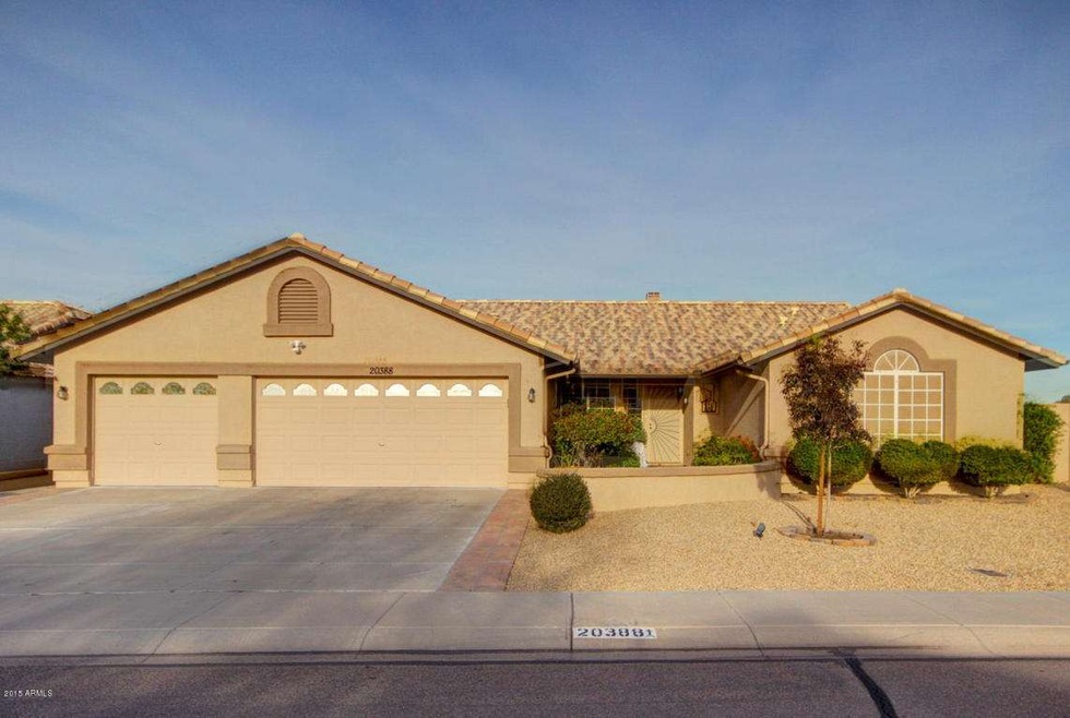 6a78c41a0d3791bfbe193702750e6fa7