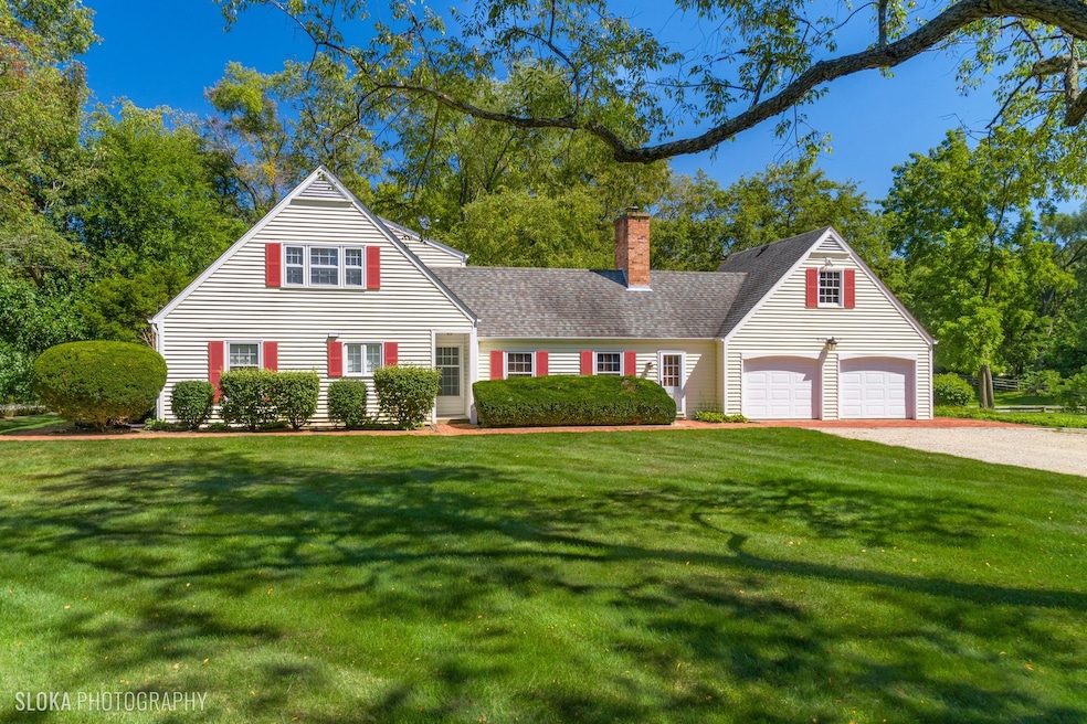 118 Deepwood Rd, Barrington, IL 60010 - photo 1