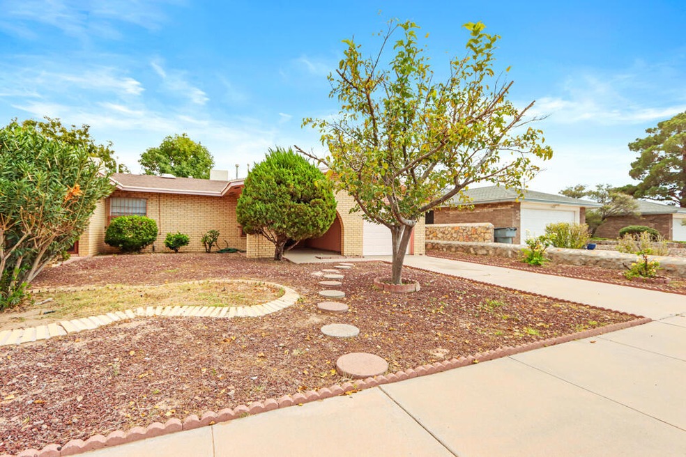 1808 Jack Nicklaus Dr unit 1810, El Paso, TX 79935 - photo 1