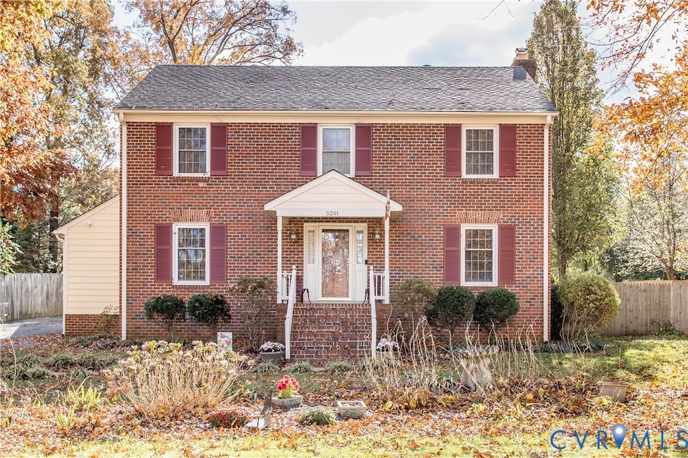 5201 Dermotte Ln, North Chesterfield, VA 23237 - photo 1