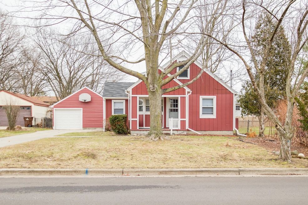 5927 Coulson Ct, Lansing, MI 48911 - photo 1