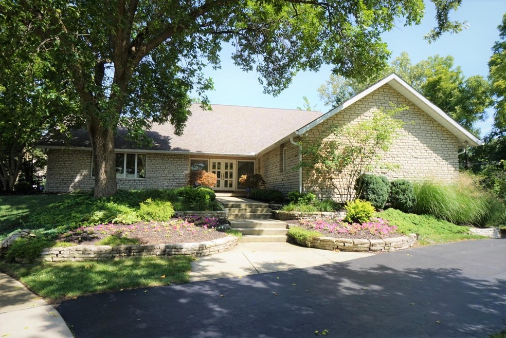 4110 Fenwick