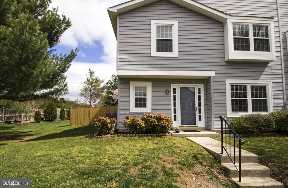 14012 Grumble Jones Ct unit A, Centreville, VA 20121 - photo 1