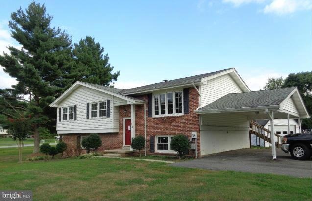 9299 Windsor Dr, La Plata, MD 20646 - photo 1