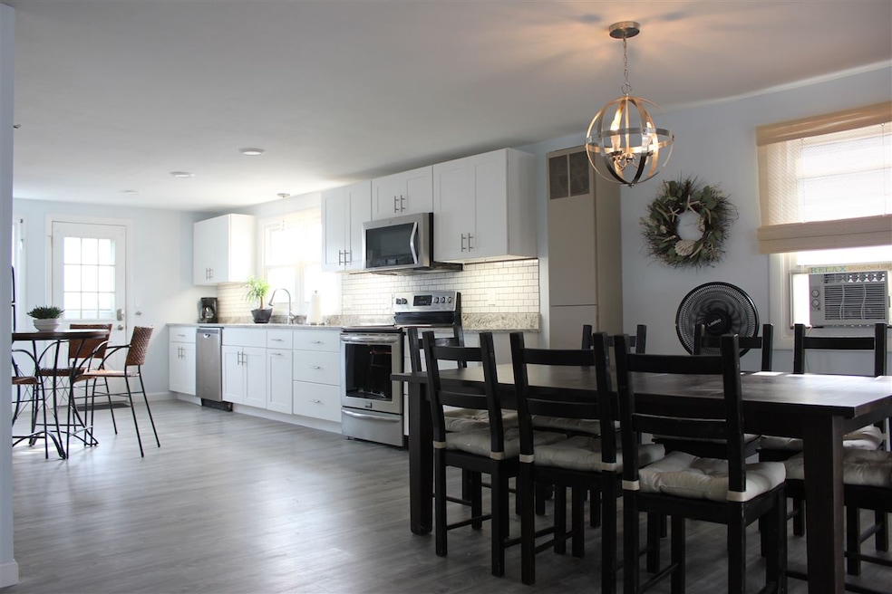 19 Perkins Ave, Hampton, NH 03842 - photo 1