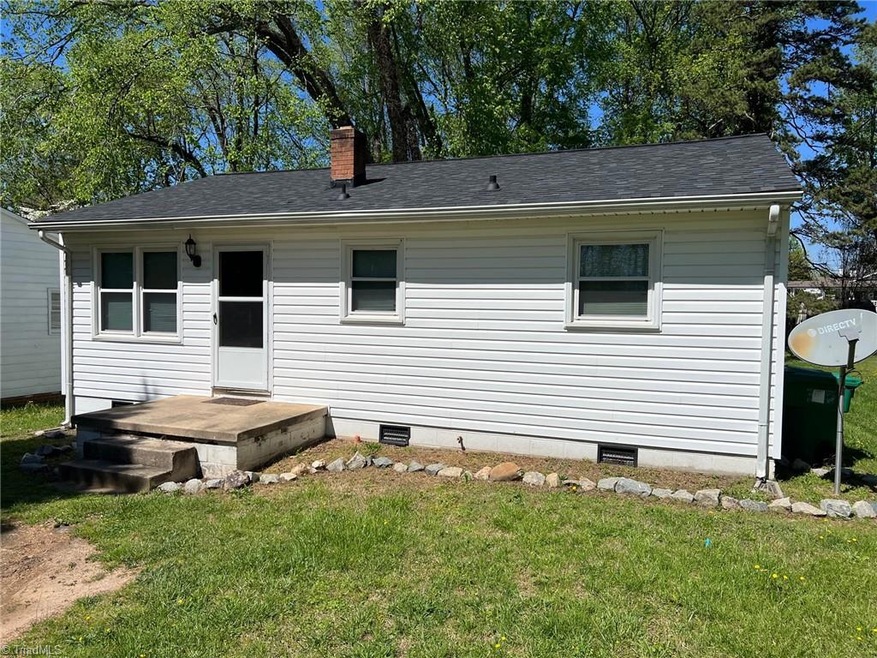 Welcome to 908 Newell Street!