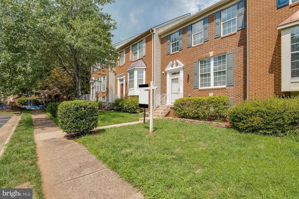 46774 Graham Cove Square, Sterling, VA 20165 - photo 1